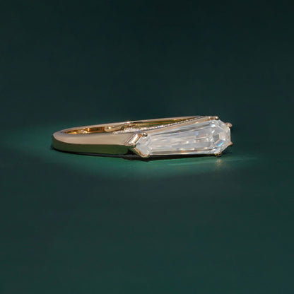 East to West Shield 2.12CT Baguette  Ring Unique Geometric Step Cut Statement Ring