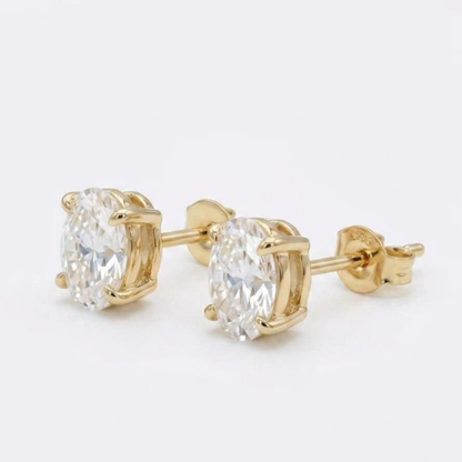 1.50 Ct Oval Cut Stud Earring