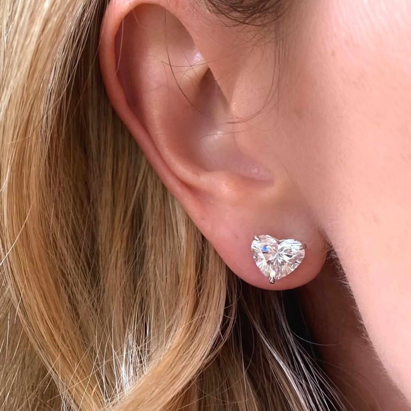 1.50 Ct Heart Cut Stud Earring