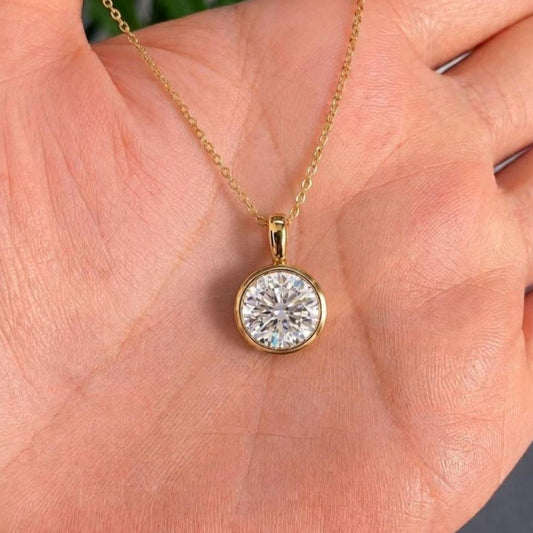 Round Cut Bezel Pendant Necklace