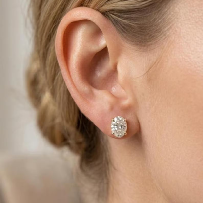 1.50 Ct Oval Cut Stud Earring