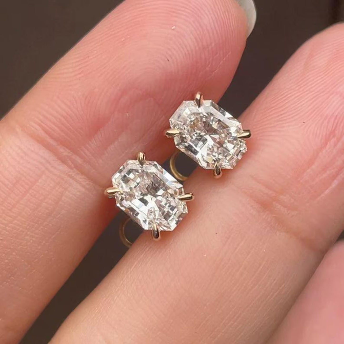 1.50 Ct Hexagon Cut Stud Earring