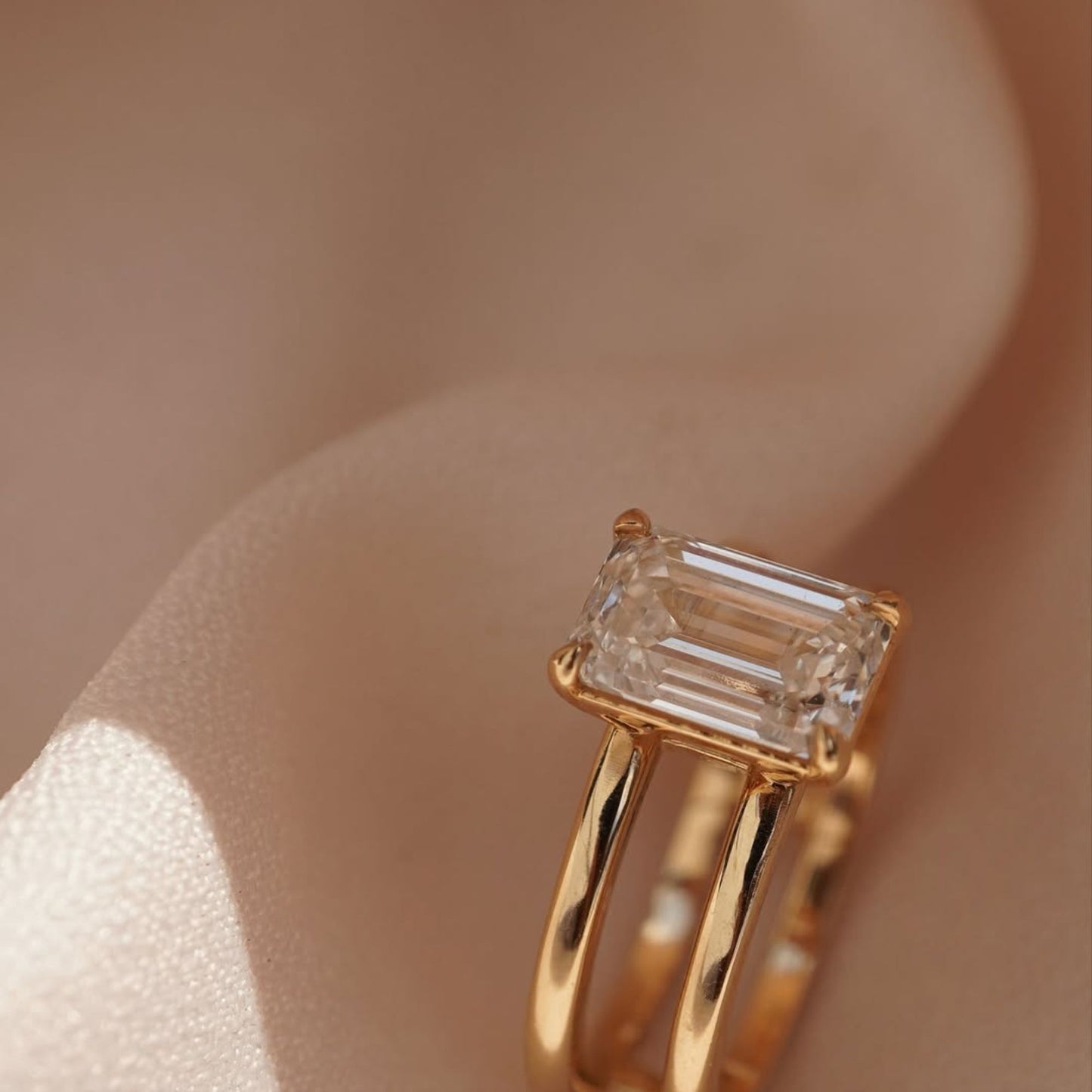 3 CT Emerald Cut Anniversary Ring, Minimalist Solitaire Ring, Dainty Solid Gold Wedding Ring for Her