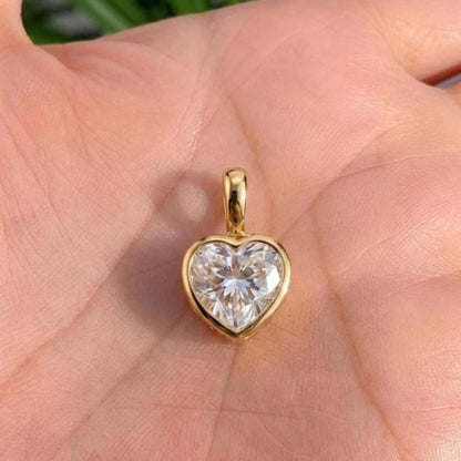 Heart Cut Bezel Pendant Necklace